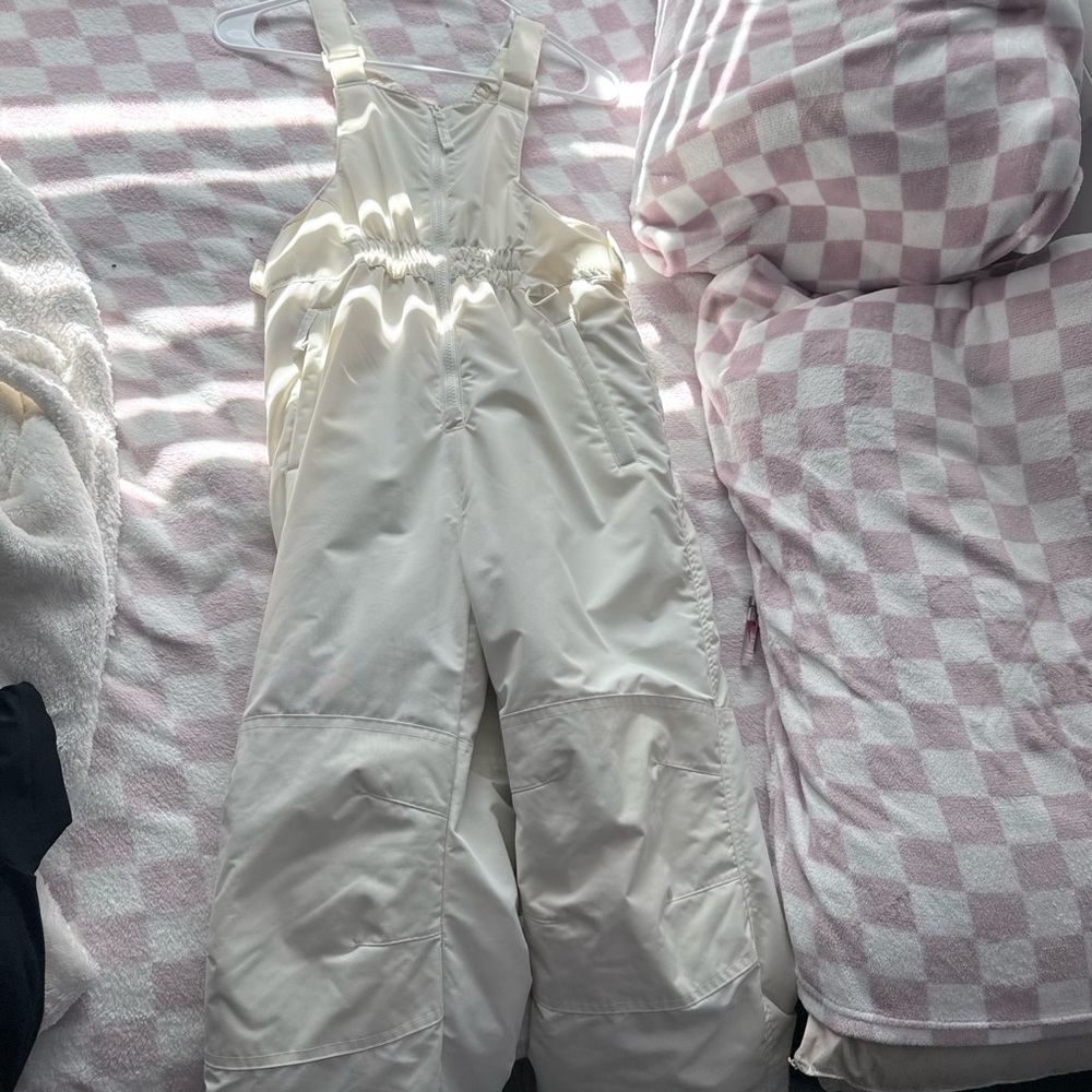 Title:
White Insulated Snow Bib 🤍 Winter Ready | Size M - Picture 6 of 7